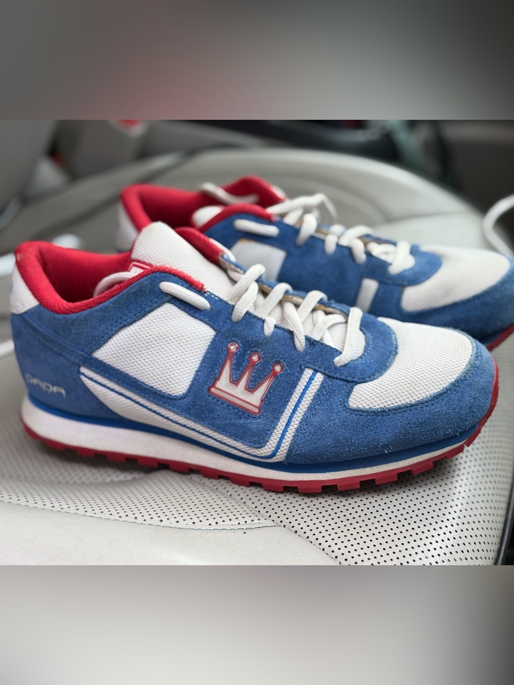 Vintage DADA Y2K Supreme Retro Crown Running Sneakers Blue White Red Womens 9